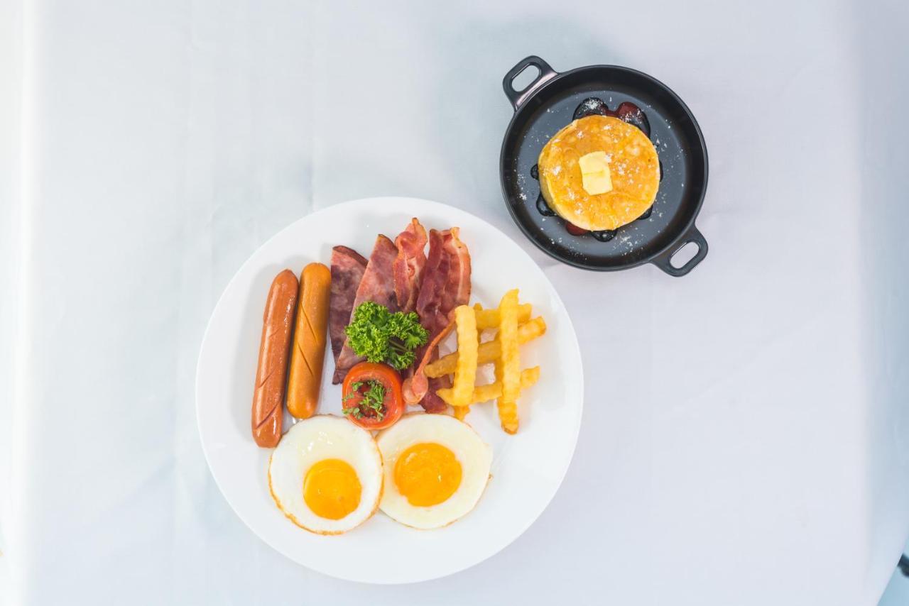 Akira Hotel Si Racha Ngoại thất bức ảnh